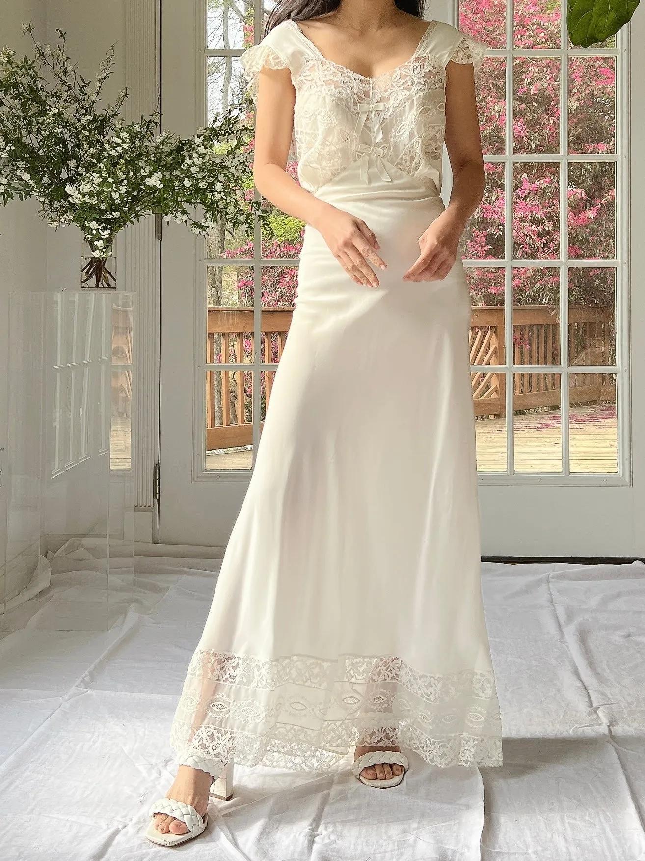 1930s Off White Flutter Rayon Slip - M