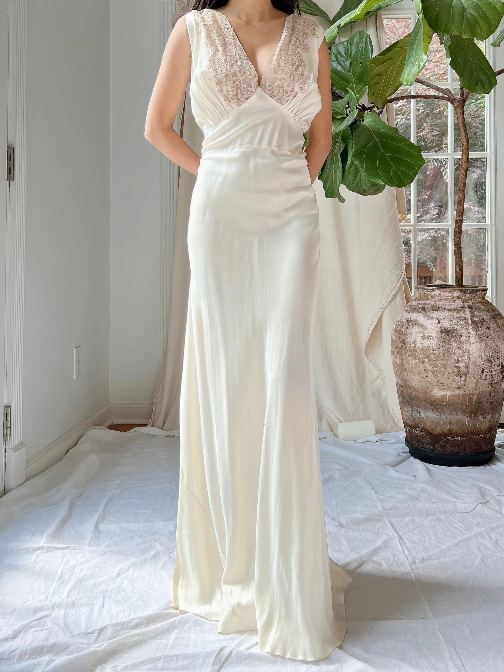 1930s Satin and Lace Slip Dress - S/M