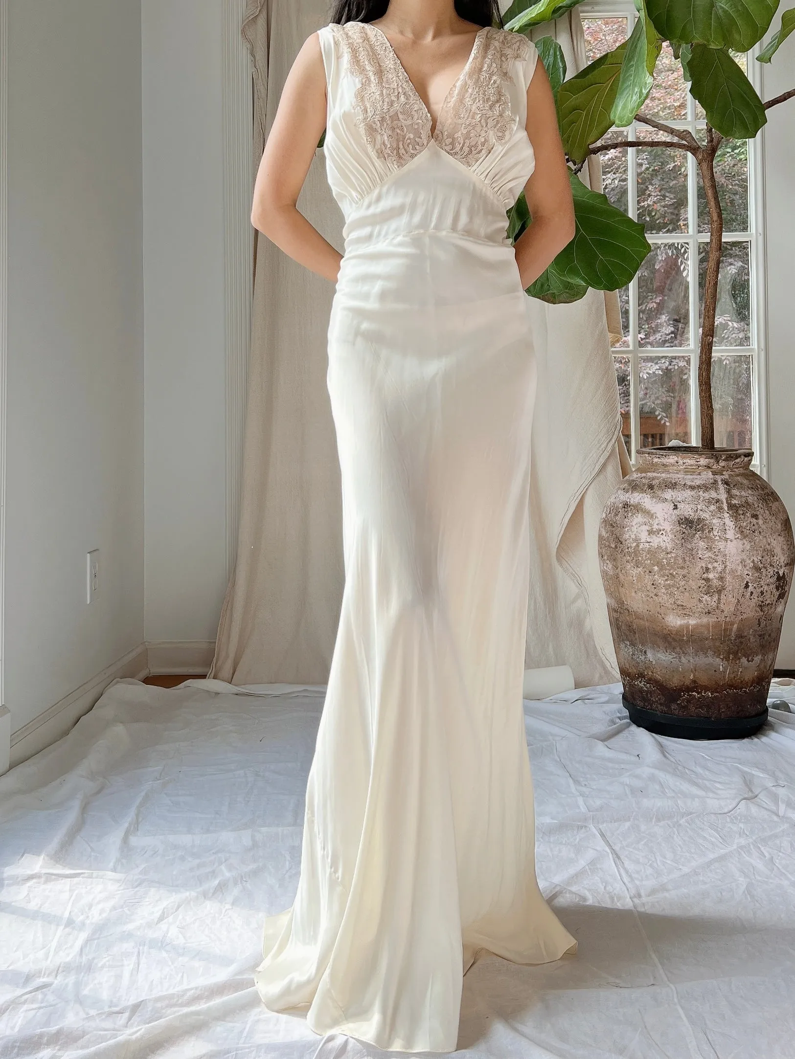 1930s Satin and Lace Slip Dress - S/M