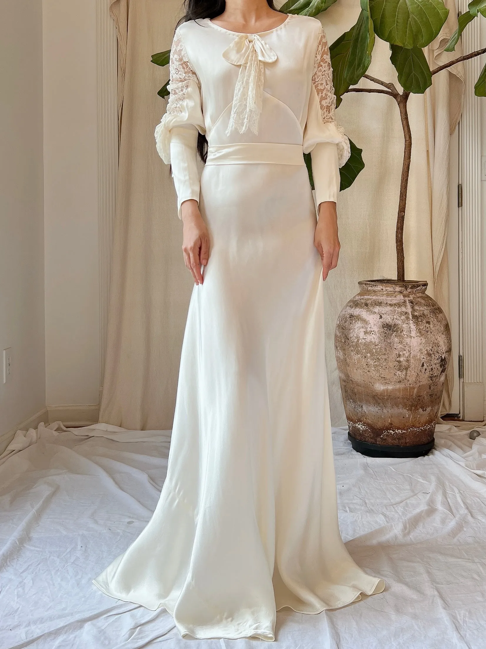 1930s Satin Bias Cut Gown - S/M