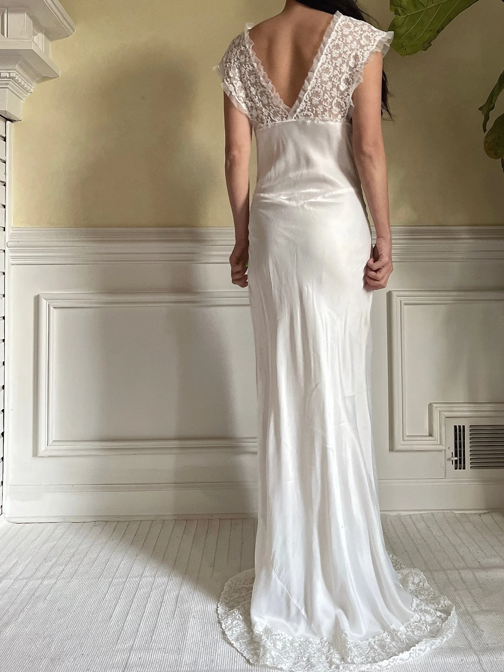 1930s Satin Needle Lace Gown - S/M