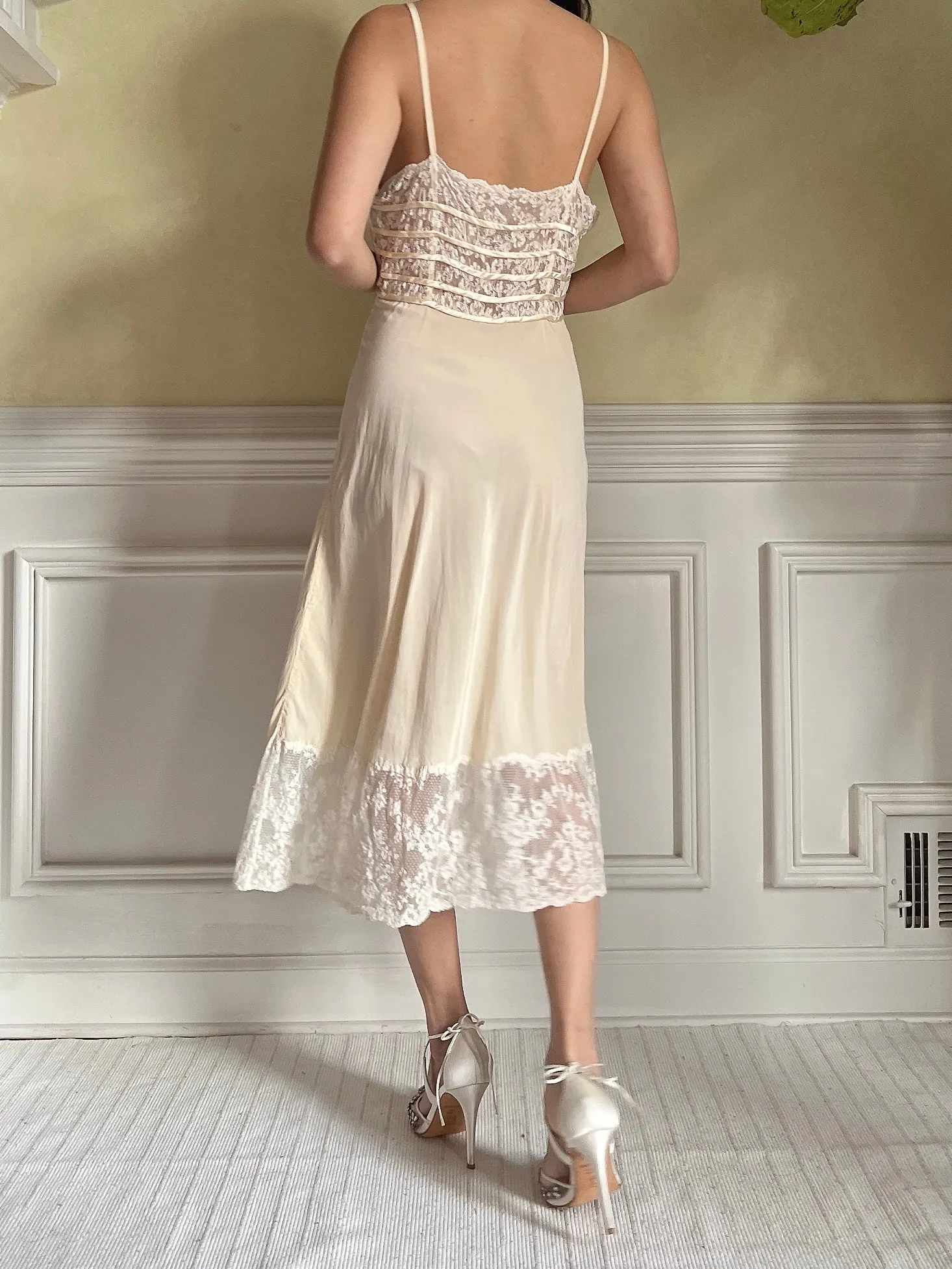 1930s Silk Crepe Alecon Lace Slip Dress - XS