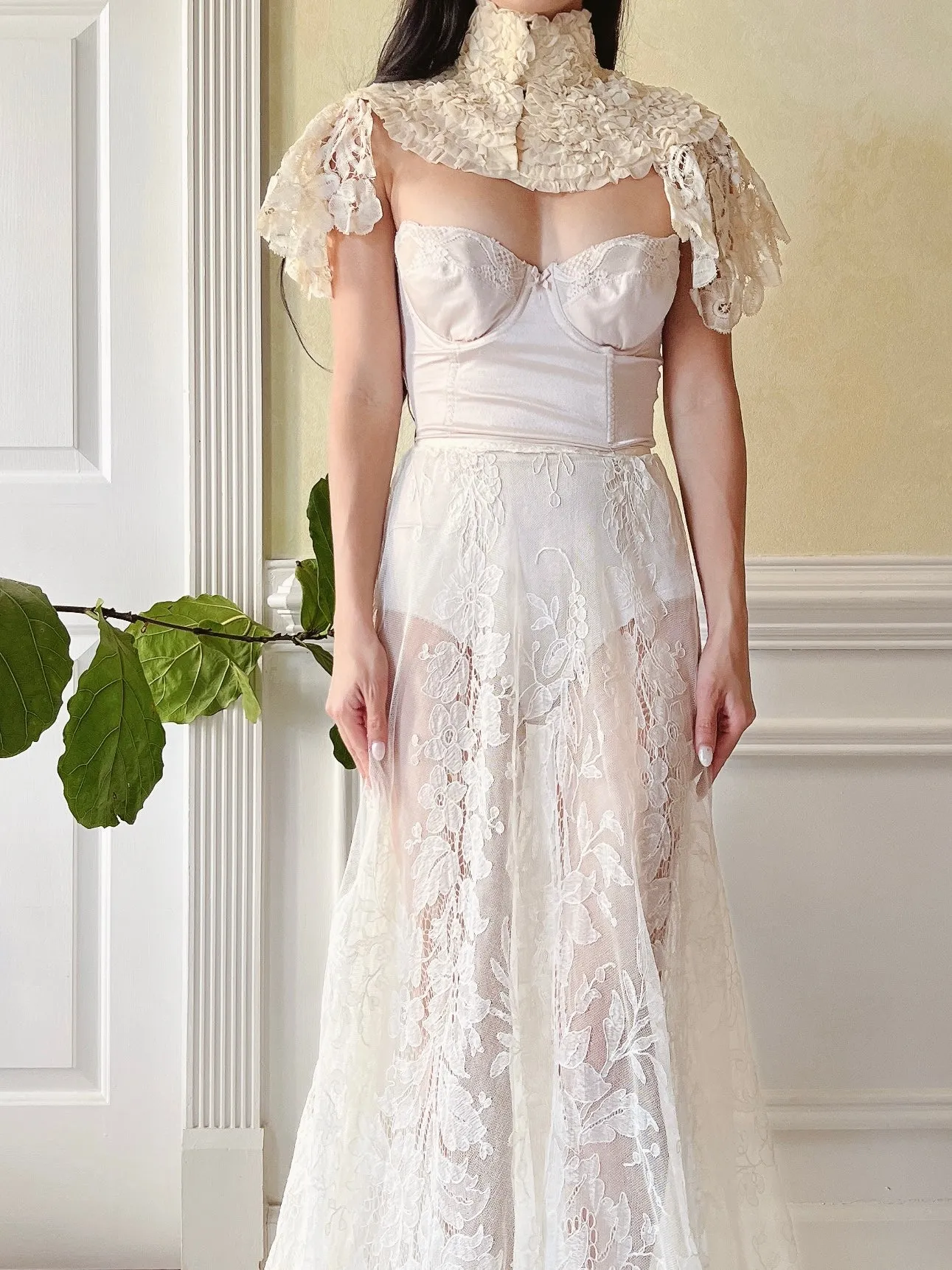 Antique Silk and Battenburg Lace Collar - XS