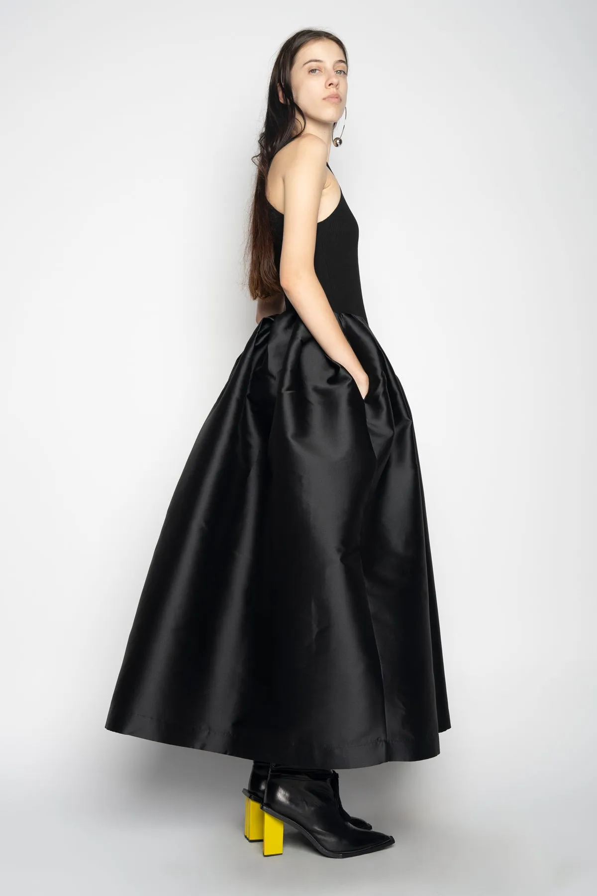 BLACK DRESS WITH TANK TOP SCOOPED