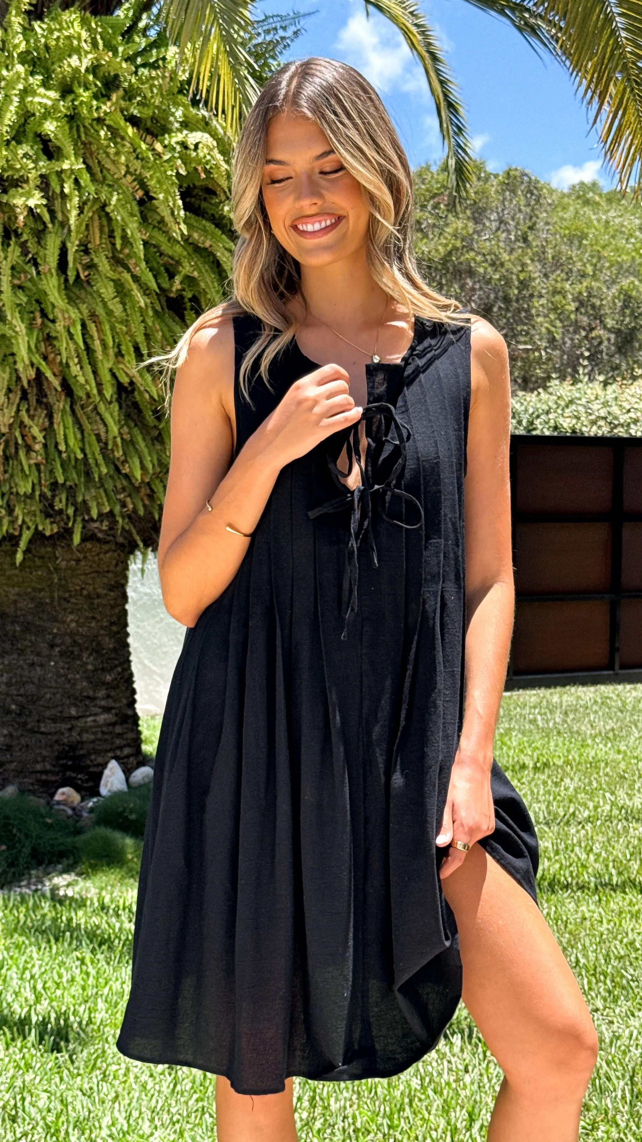 Jacyntah Linen Mini Dress - Black