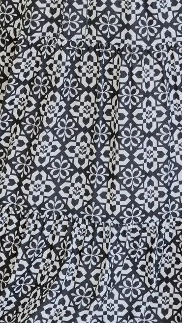 Jasmine Crop Top - Black Mosaic