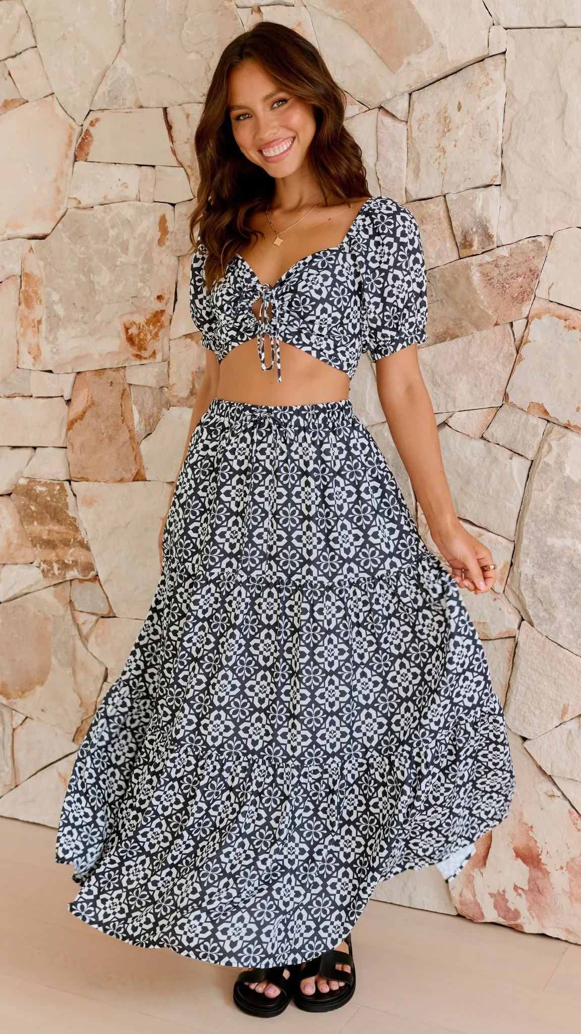 Jasmine Crop Top - Black Mosaic