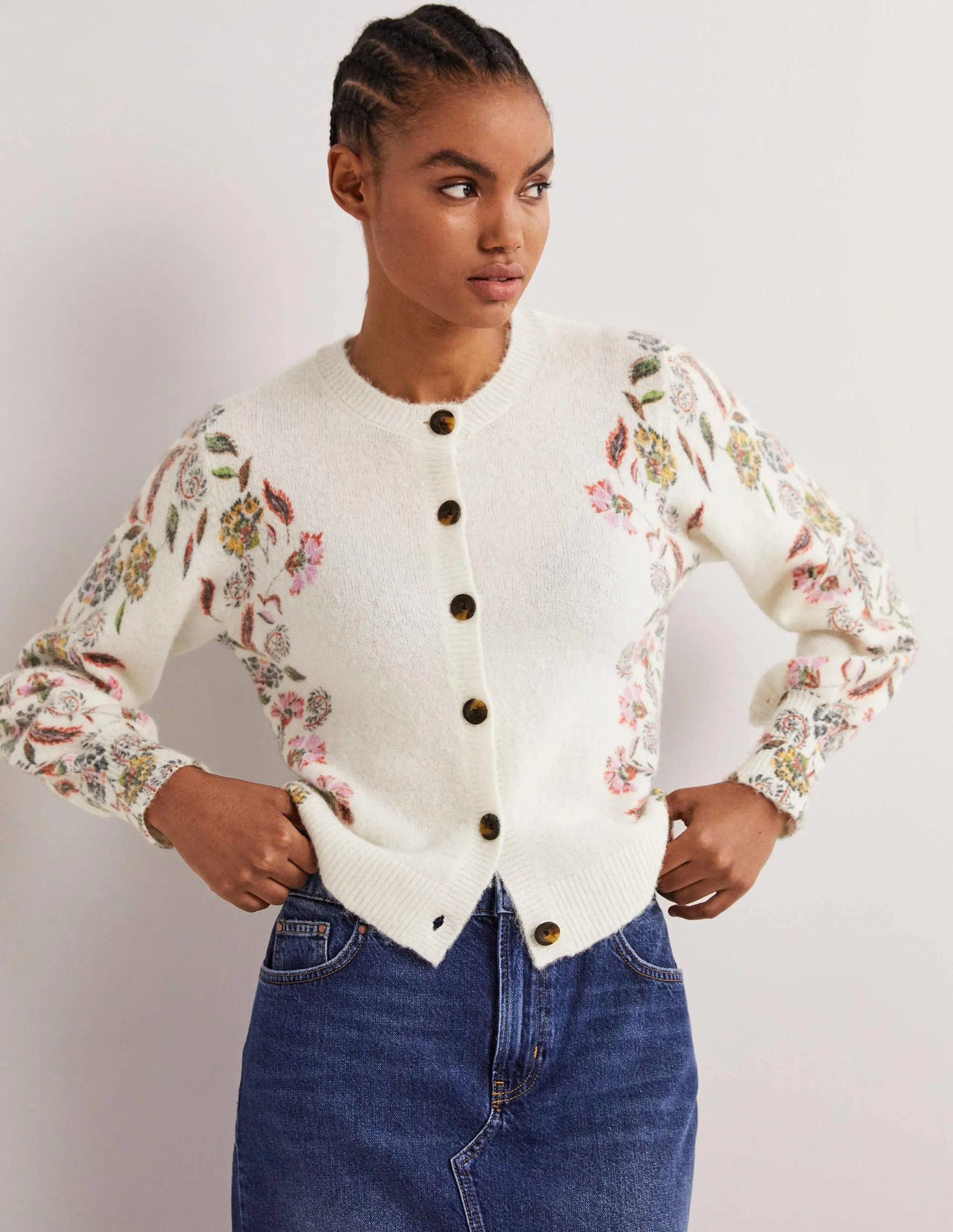 Printed Fluffy Cardigan-Ivory. Blossom Pomme