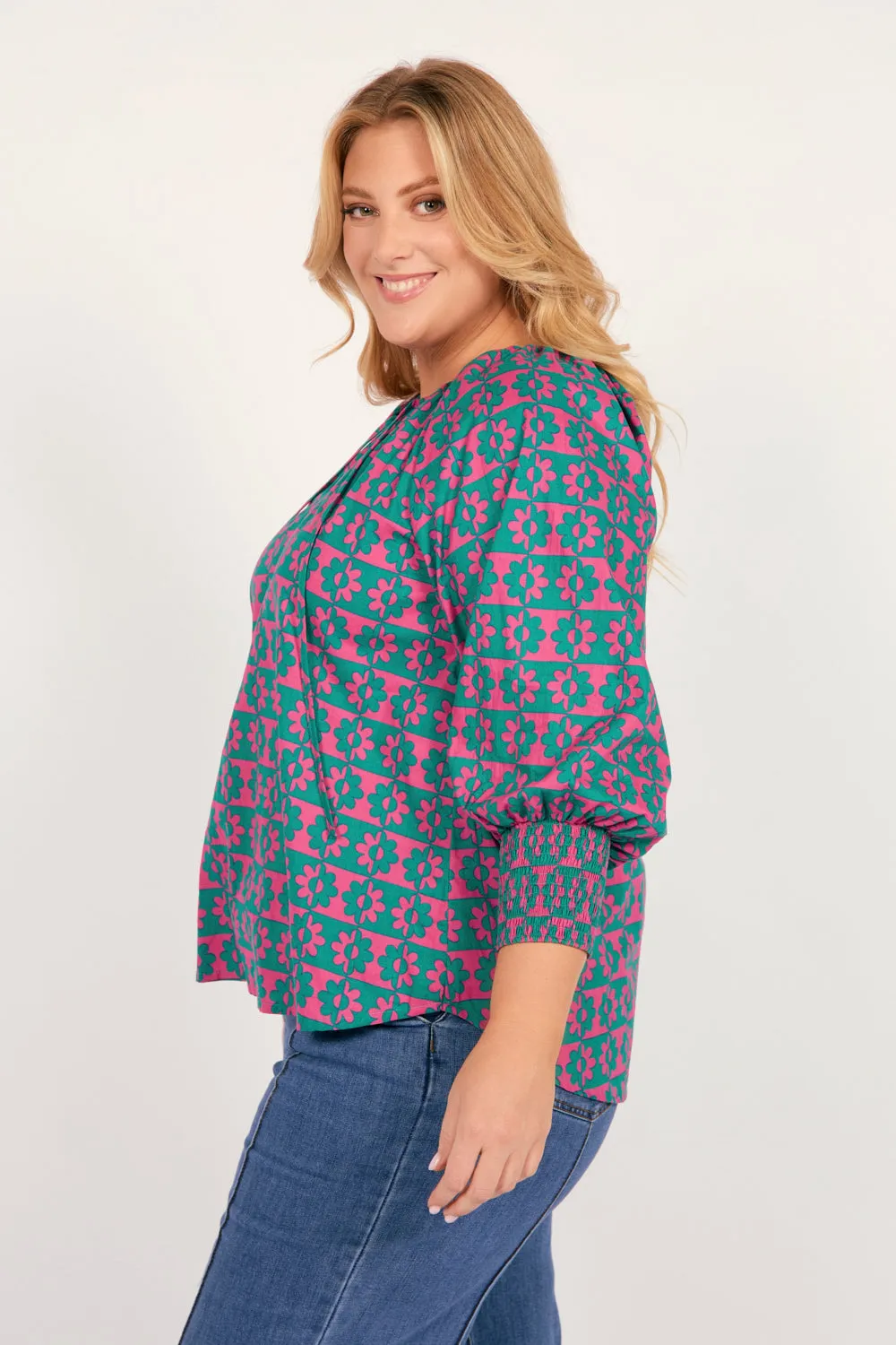 Robin Peasant Top in Vacation