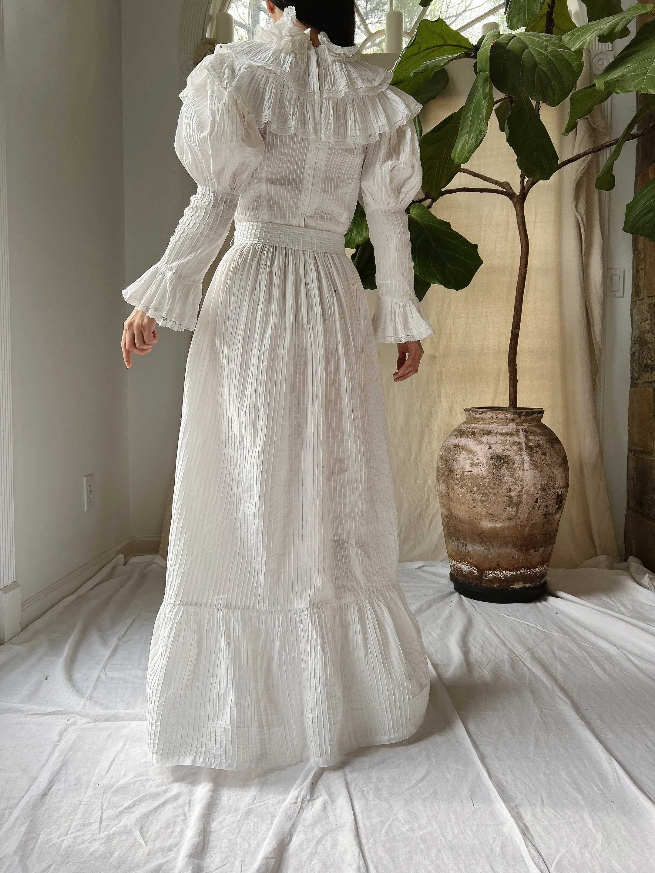 Vintage Pintucked Puff Sleeve Dress - S